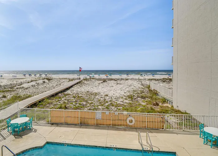 Balcony W/ Pool & Views: Condo! * Gulf Shores